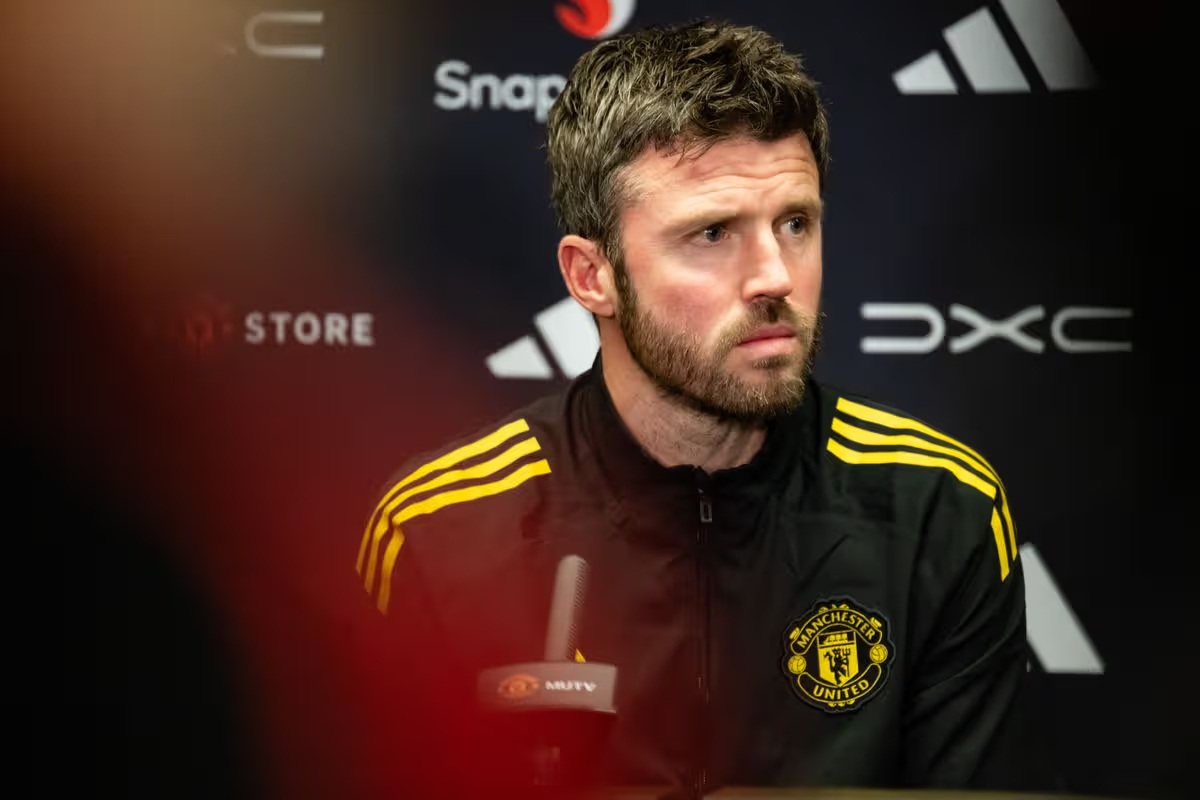 Michael Carrick hints Man United could target left winger